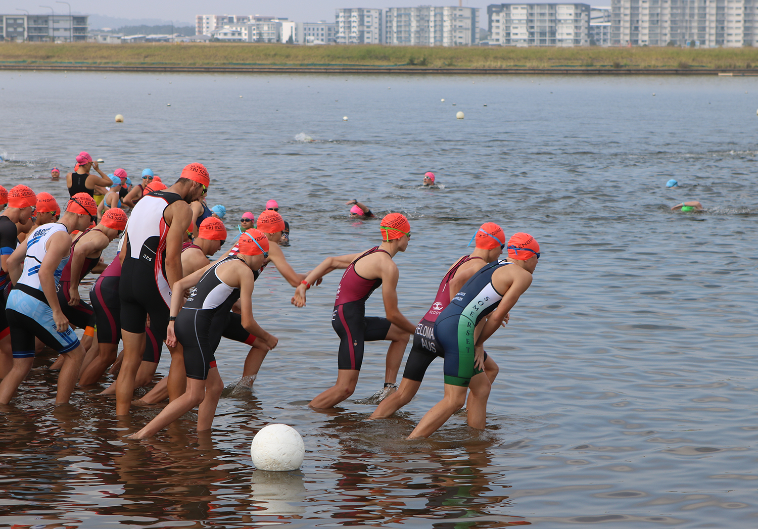 IMG_4098 kawana waters swim start 1500x1000.jpg